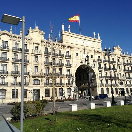 Hospedaje Menendez Pelayo Santander Buitenkant foto