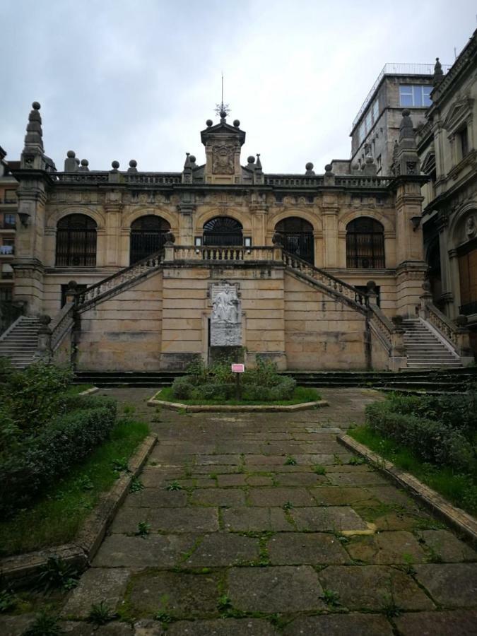 Hospedaje Menendez Pelayo Santander Buitenkant foto