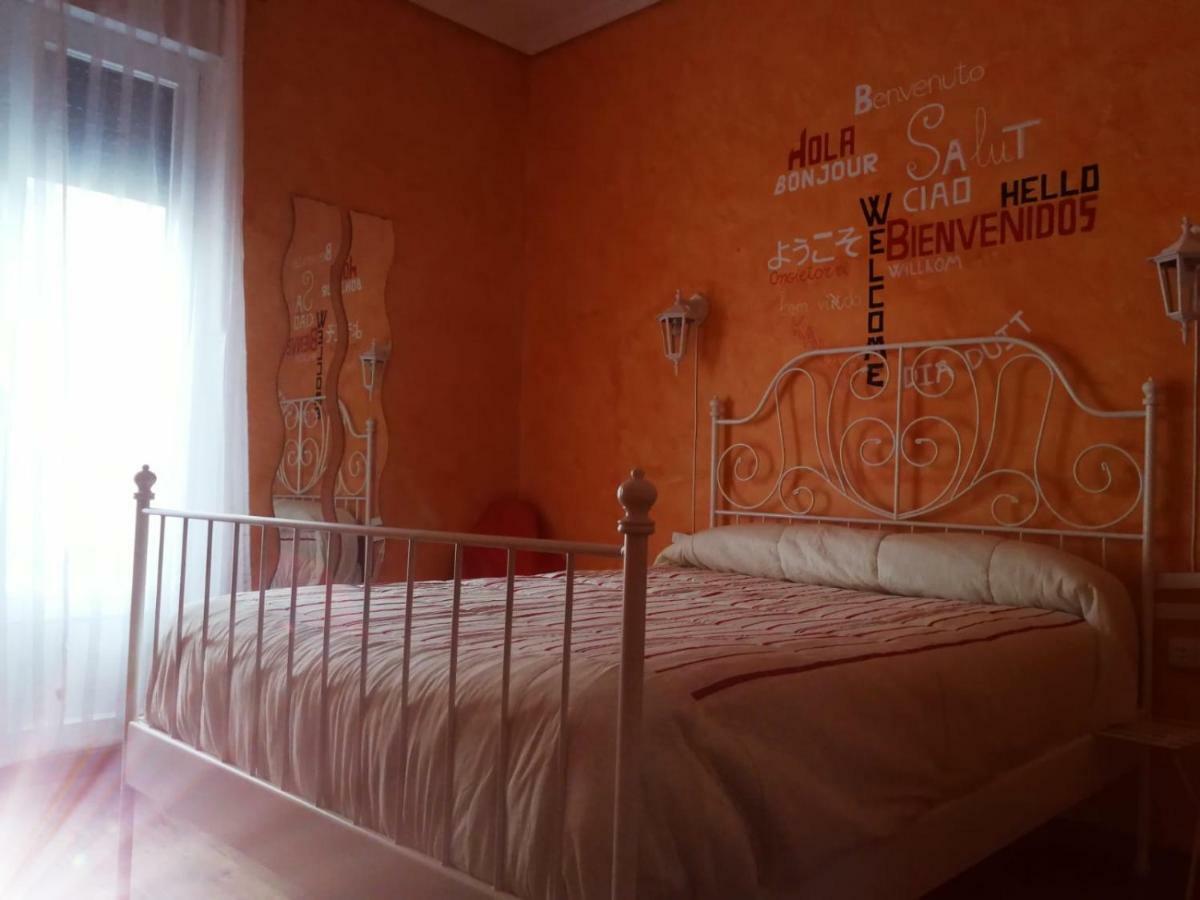 Hospedaje Menendez Pelayo Santander Buitenkant foto