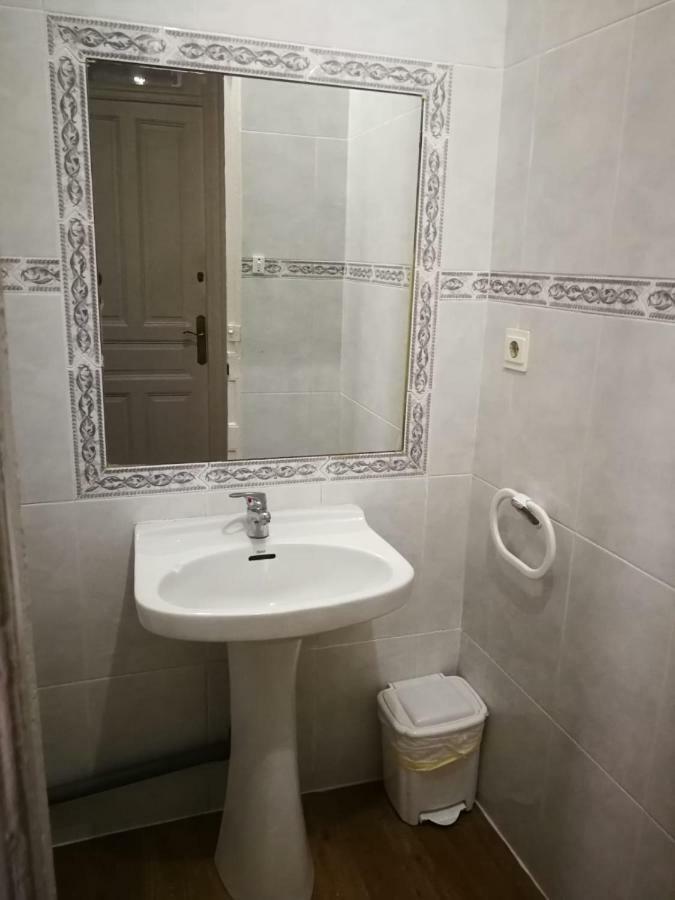 Hospedaje Menendez Pelayo Santander Buitenkant foto